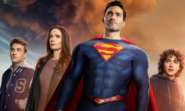 This 'Superman and Lois' Star Turned Down 'Twilight' for Baseball