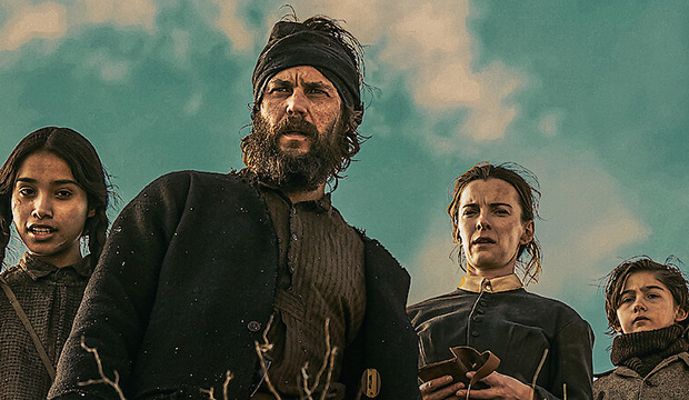 ‘American Primeval’ director Peter Berg on crafting an ‘adventure story’ with a ‘dysfunctional famil...