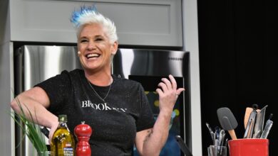 Food Network to Air Anne Burrell Tribute — Here’s How to Watch Online for Free Without Cable