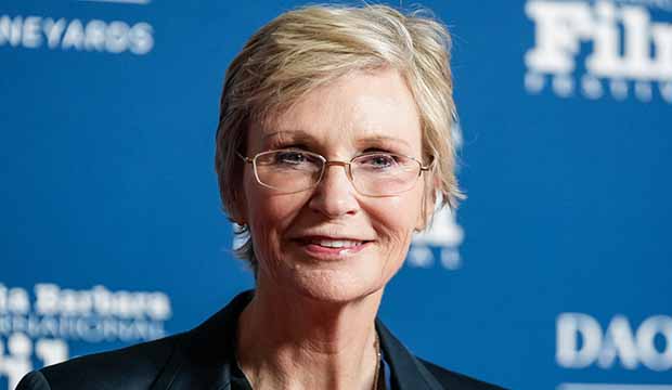Jane Lynch on her ‘funny and touching’ final scene with Steve Martin on ‘Only Murders in the Buildin...