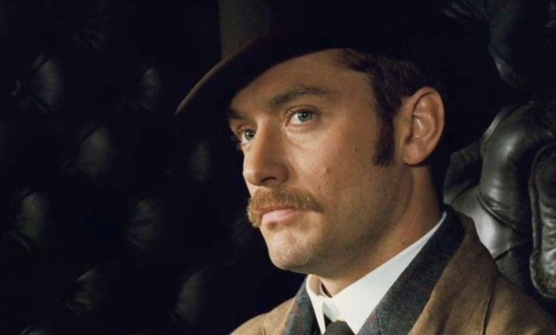 Jude Law Almost Starred with Mel Gibson in One of the Most Epic War Movies of All-Time