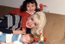 ‘My Mom Jayne’ Review: Mariska Hargitay’s Documentary Portrait of Her Mother Has Massive Revelations...