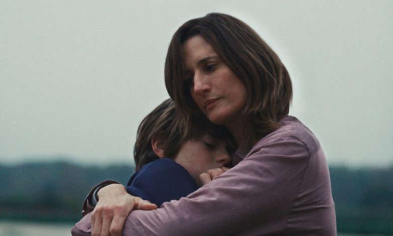 ‘Out of Love’ Review: Camille Cottin’s Low-Key, Focused Performance Anchors Nathan Ambrosioni’s Fami...