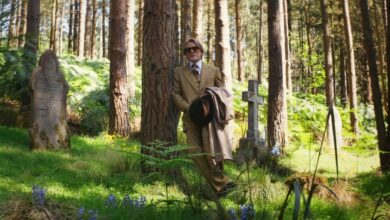 Daniel Craig vows to solve the ‘classic impossible crime’ in Rian Johnson’s ‘Wake Up Dead Man’: Ever...